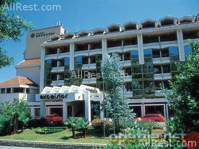 Excelsior Hotel 